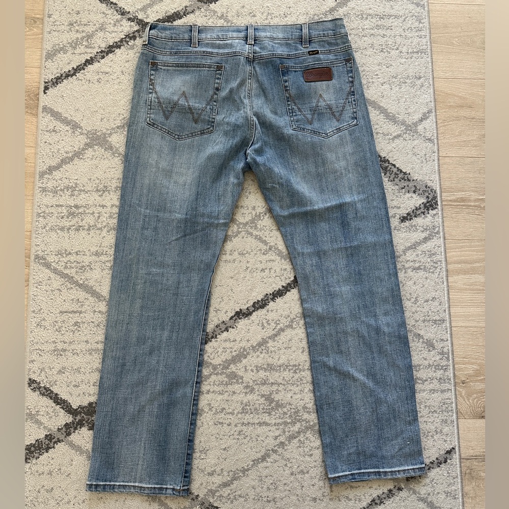 (2) Wrangler Men’s Slim Jeans - size 36x30 - Picture 3 of 11